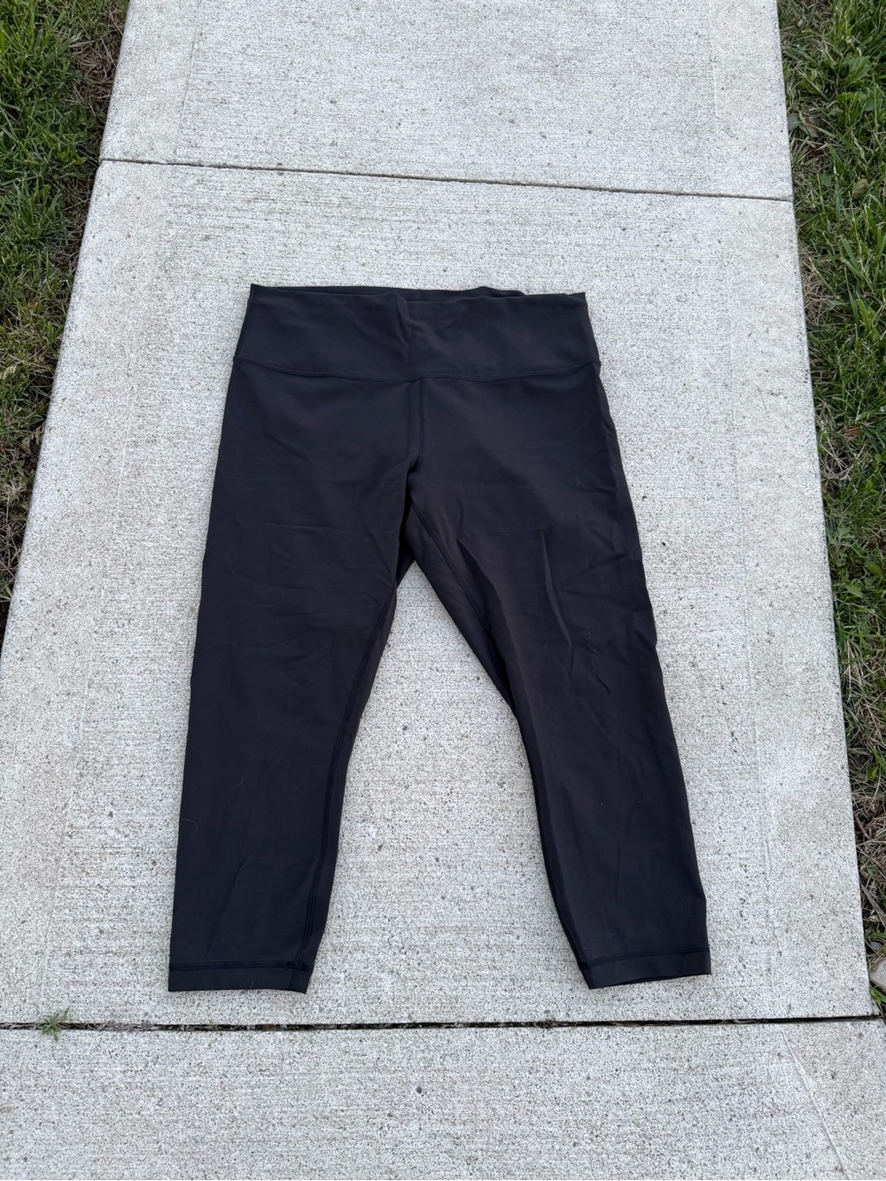 Lululemon Capri Align Leggings
